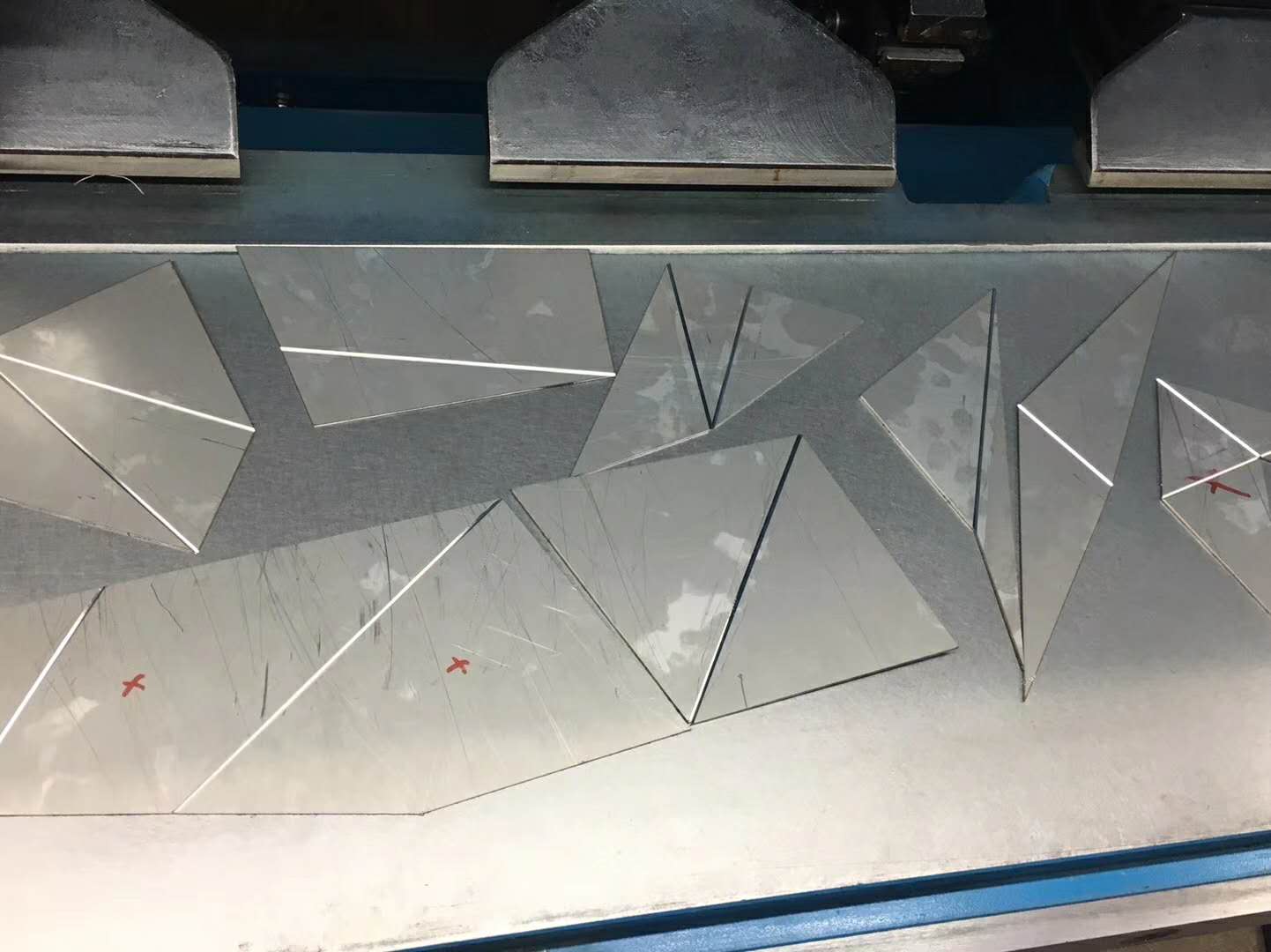 國輝刨槽機已抵達泰國，客戶很滿意